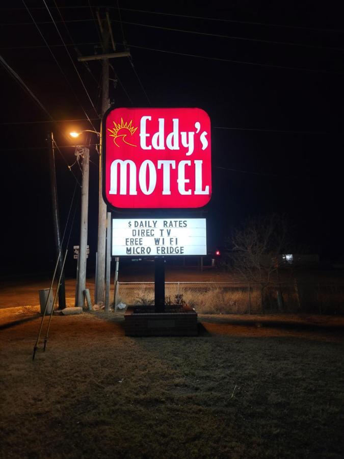 Eddy'S Motel Pleasanton Exterior foto